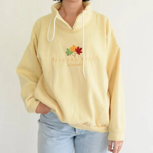 Vintage Sportsman Pastel Yellow Embroidered Niagara Falls Canada Leaf Pullover S